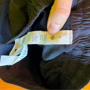 Lululemon size 0 skirt